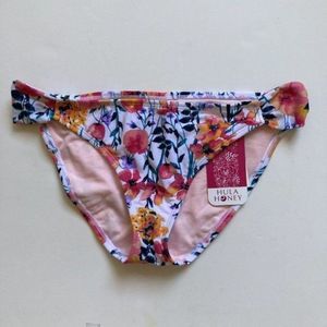 Bikini Bottom Juniors Large Hula Honey